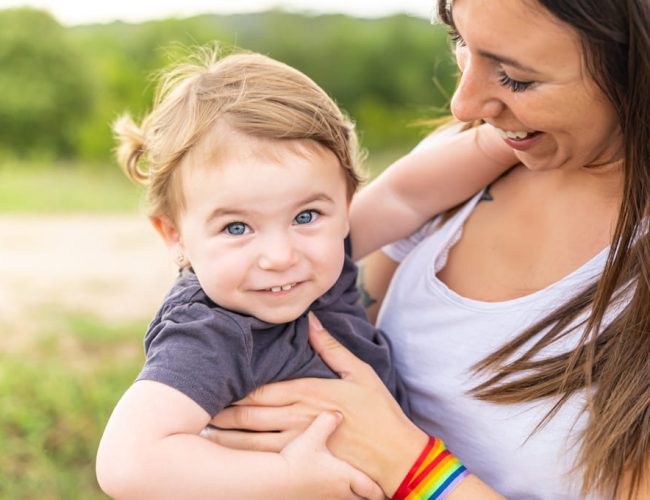 ¿Por qué elegir una agencia especializada en familias LGBTQ+ en Orlando (Florida)?